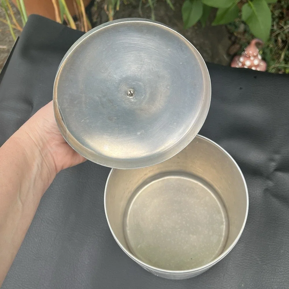 Vintage 1950's Aluminum Kitchen Sugar Canister with Lid 8